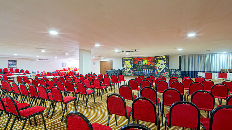 Diamond Beach Hotel and Spa